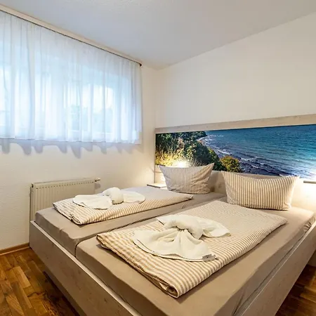 ゲストハウス Im Schuh 3*