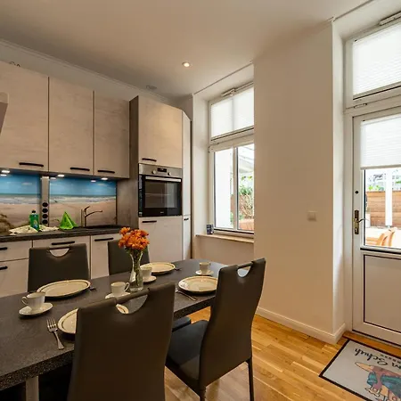 Im Schuh 3* Sellin (Rugen)