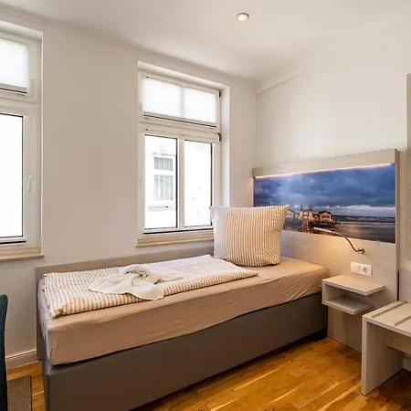 ゲストハウス Im Schuh ゼリン