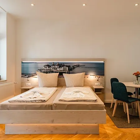 Im Schuh 3* ゼリン