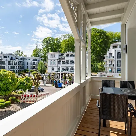 Im Schuh 3* ゼリン