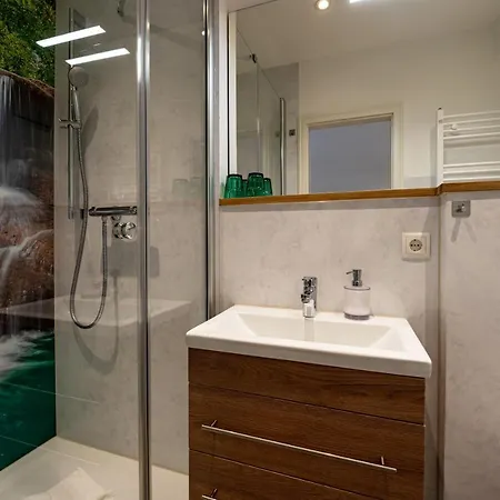 Guest house Im Schuh 3*